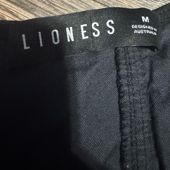 Lioness corset top size M - Picture 3 of 3